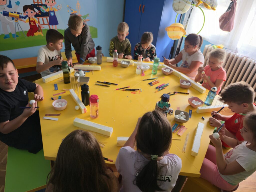 gyerekek Tinker Labs nyári tábor Szombathely 2025